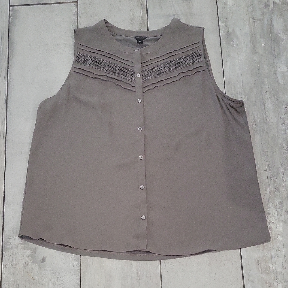 Ann Taylor Tan Grayish Sleeveless Blouse with Mandarin Collar  Size XXL #37
